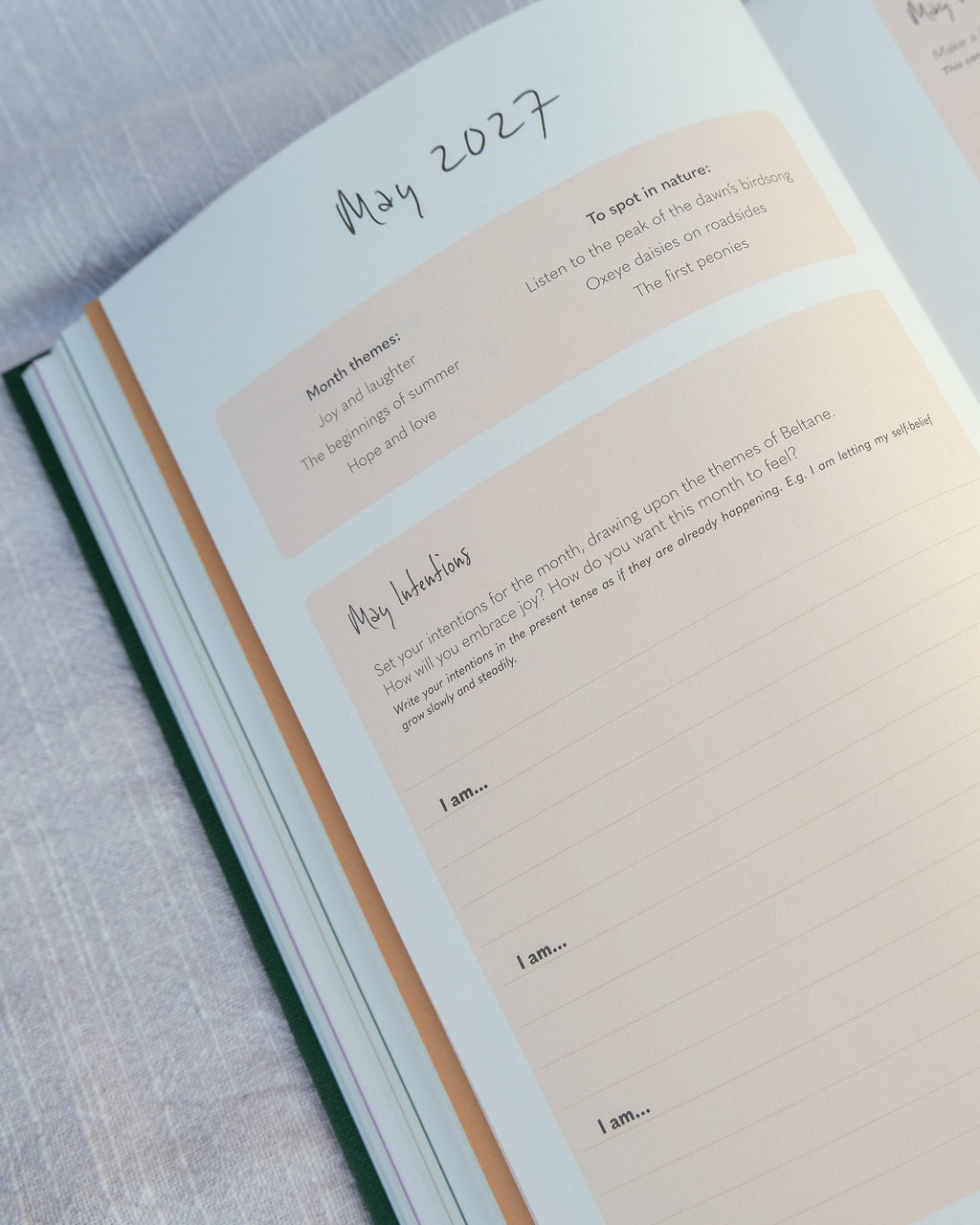 2027 seasonal planner with monthly intention setting